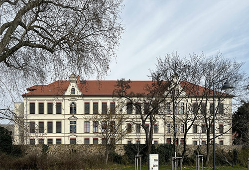 BSZ Gro&szlig;enhain, Fensterneuerung und Sonnenschutzanlage
